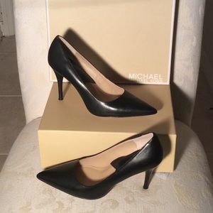 Michael Michael Kors Genuine leather heels